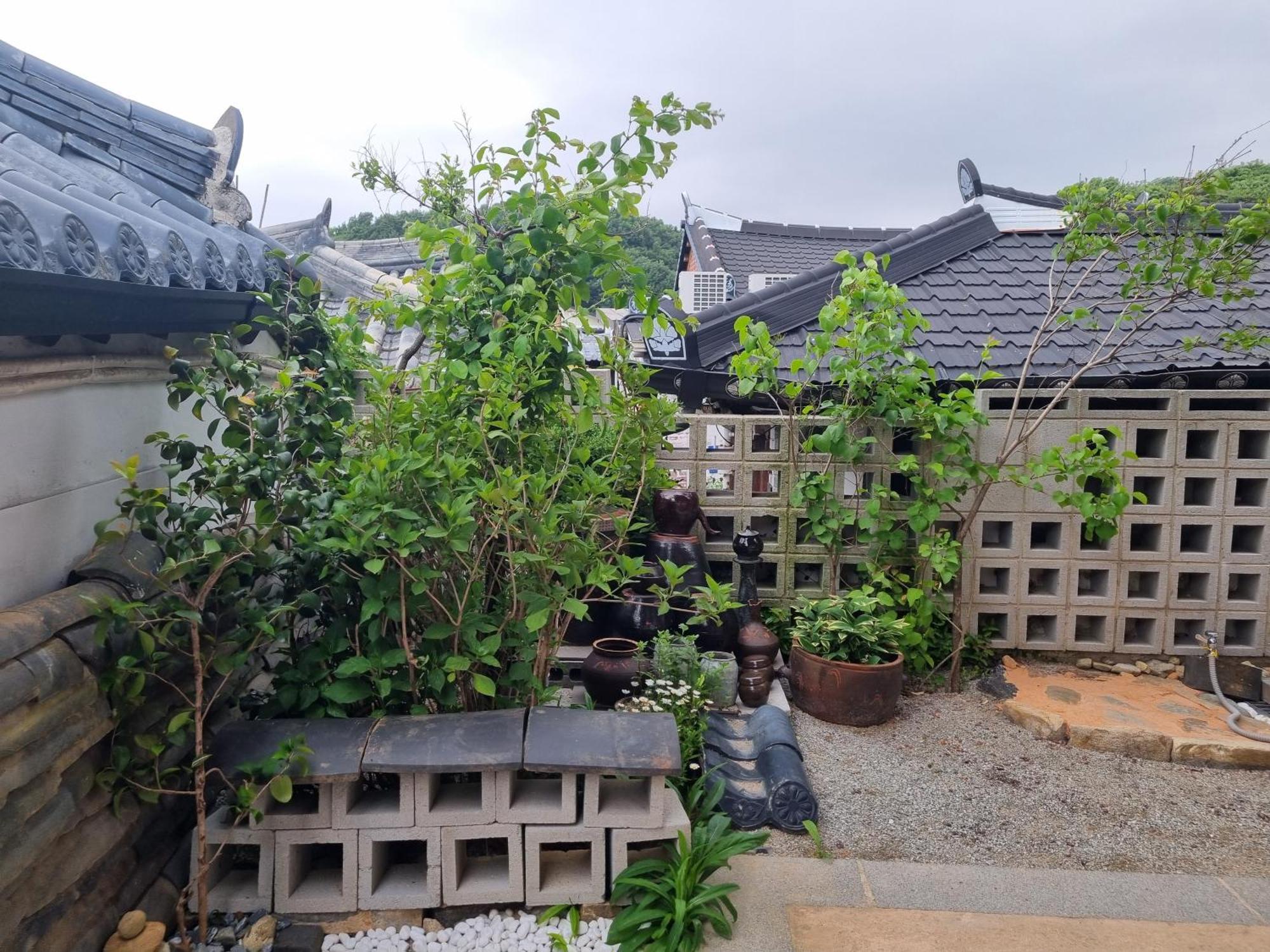 Sarangroo Hotel Jeonju Exterior photo