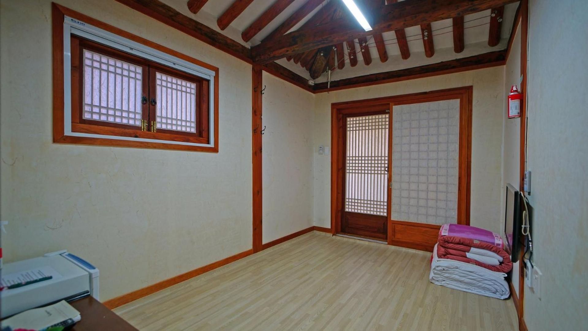 Sarangroo Hotel Jeonju Exterior photo