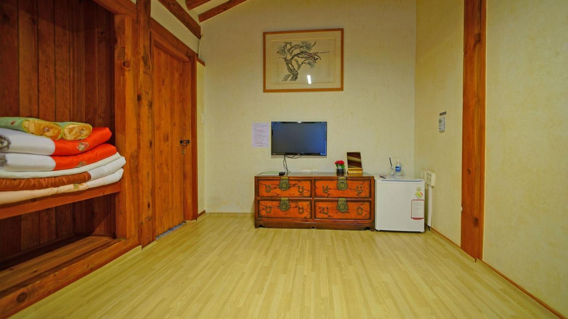 Sarangroo Hotel Jeonju Exterior photo