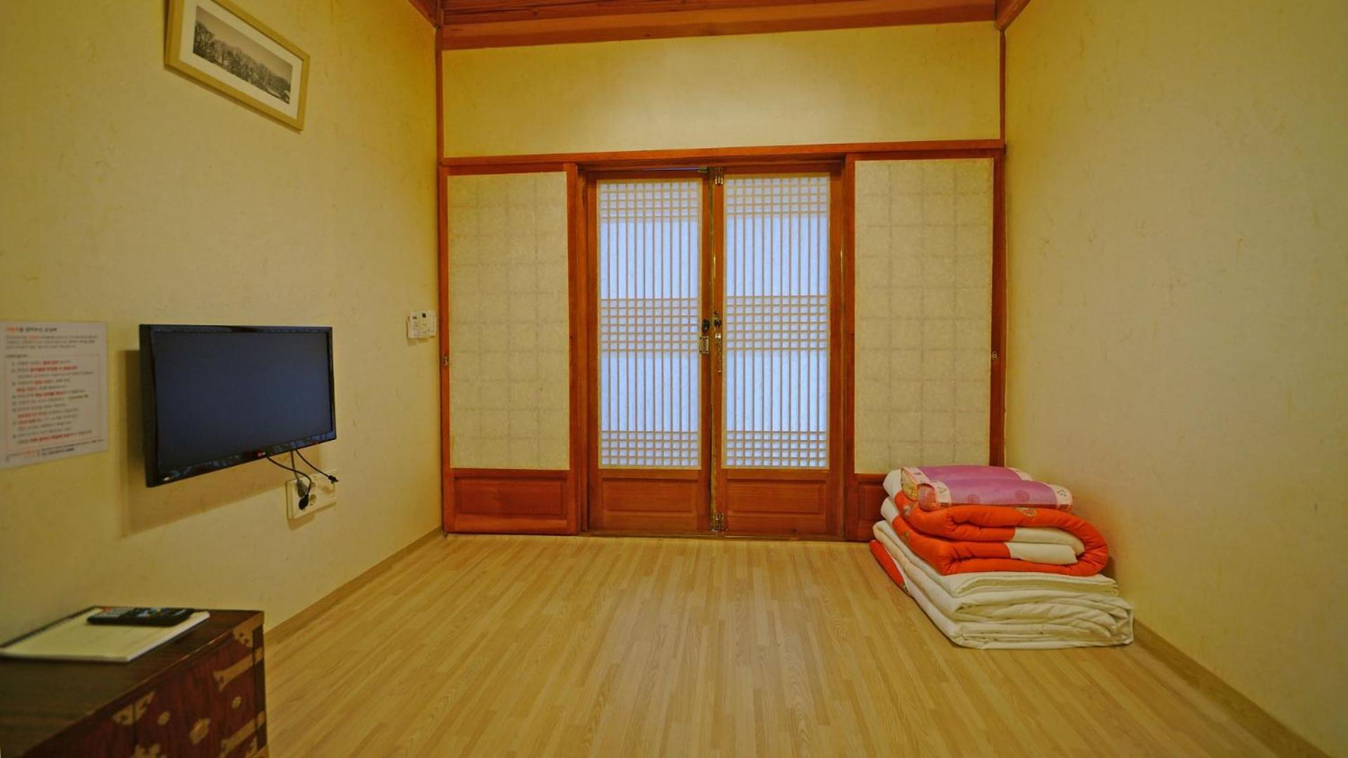 Sarangroo Hotel Jeonju Exterior photo