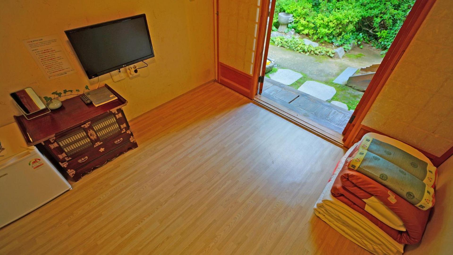 Sarangroo Hotel Jeonju Exterior photo
