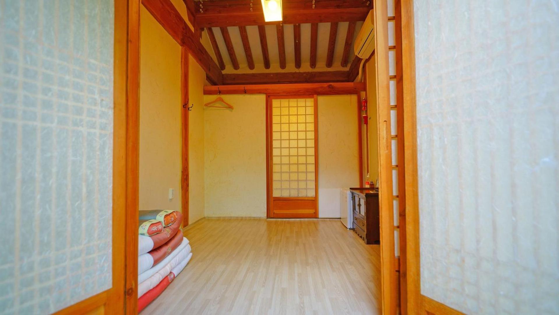 Sarangroo Hotel Jeonju Exterior photo