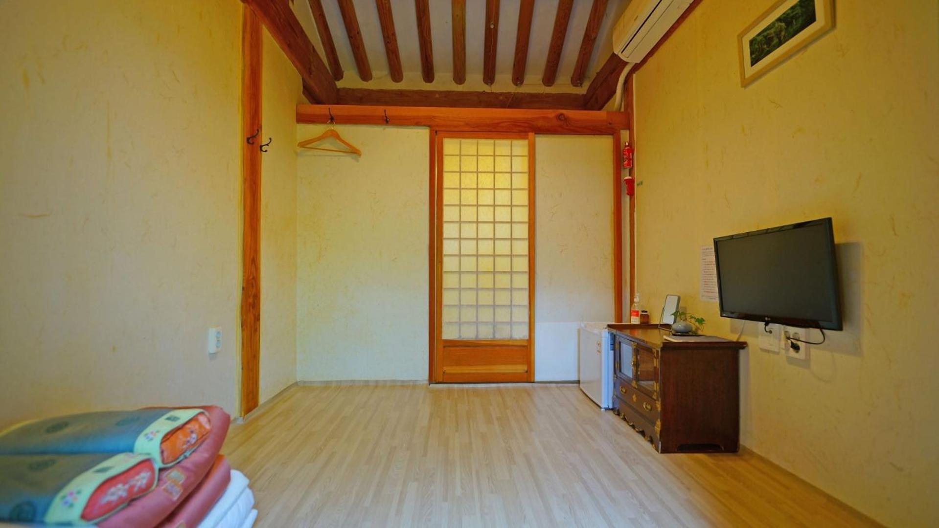 Sarangroo Hotel Jeonju Exterior photo