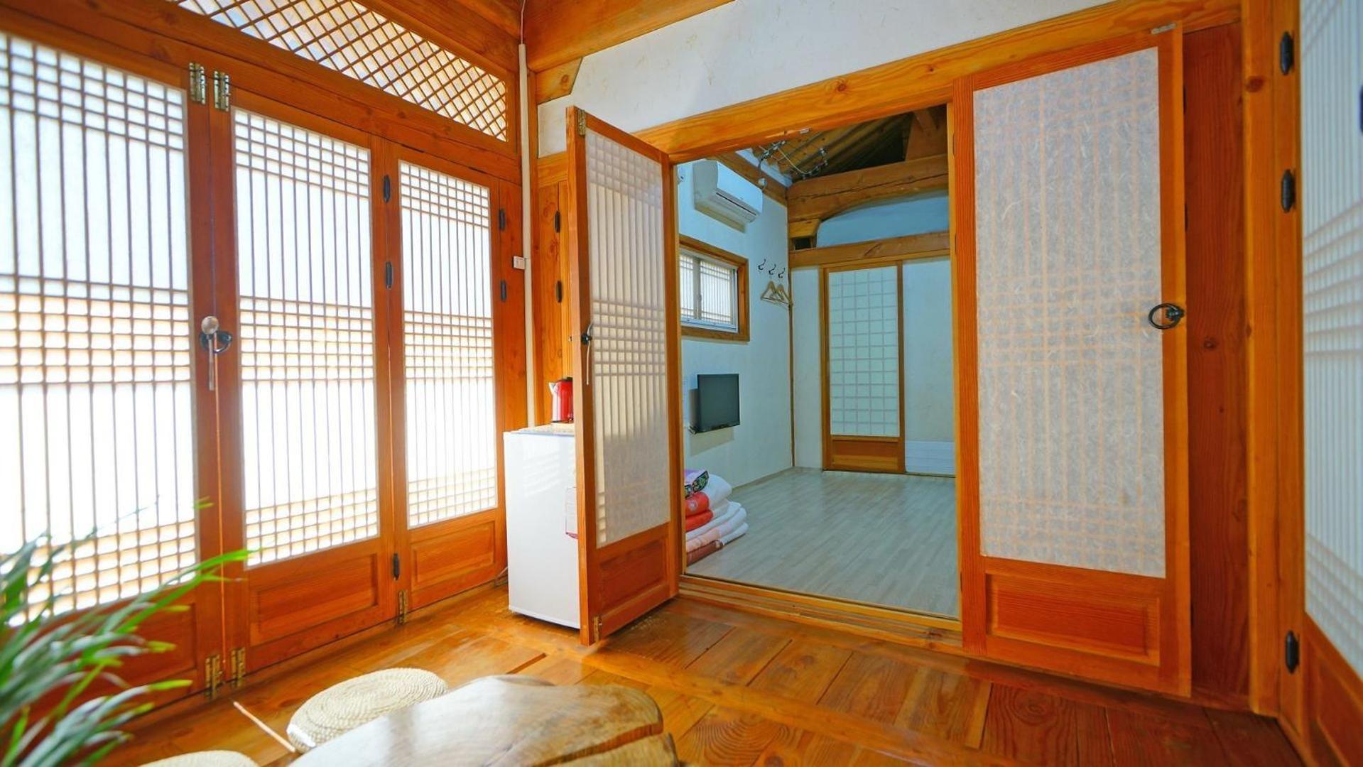 Sarangroo Hotel Jeonju Exterior photo