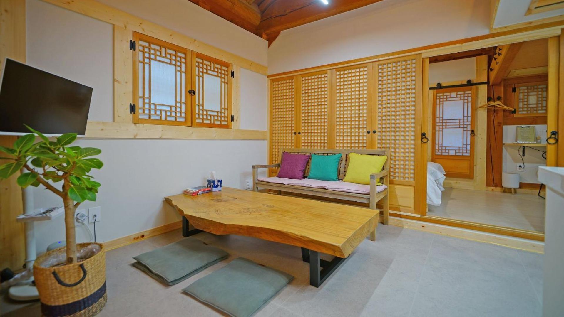 Sarangroo Hotel Jeonju Exterior photo