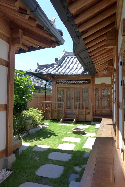 Sarangroo Hotel Jeonju Exterior photo